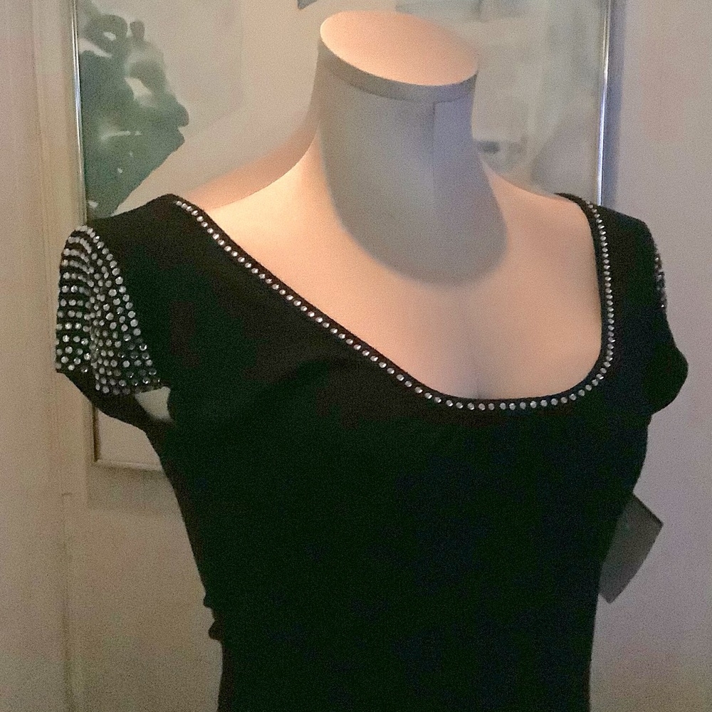 In Joy Clothing Rhinestone Scoop Neck Top L
